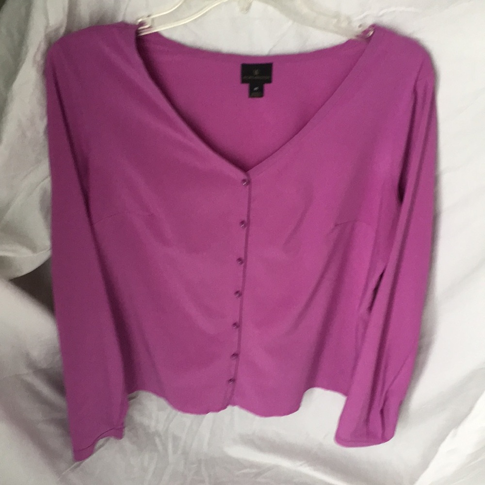 Worthington ladies blouse fuchsia color